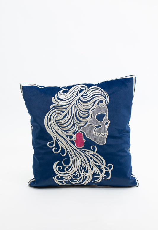 V E I L  –  2 3 / 2 4