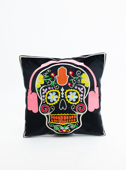 C H A N N E L – 0 4 / 2 4